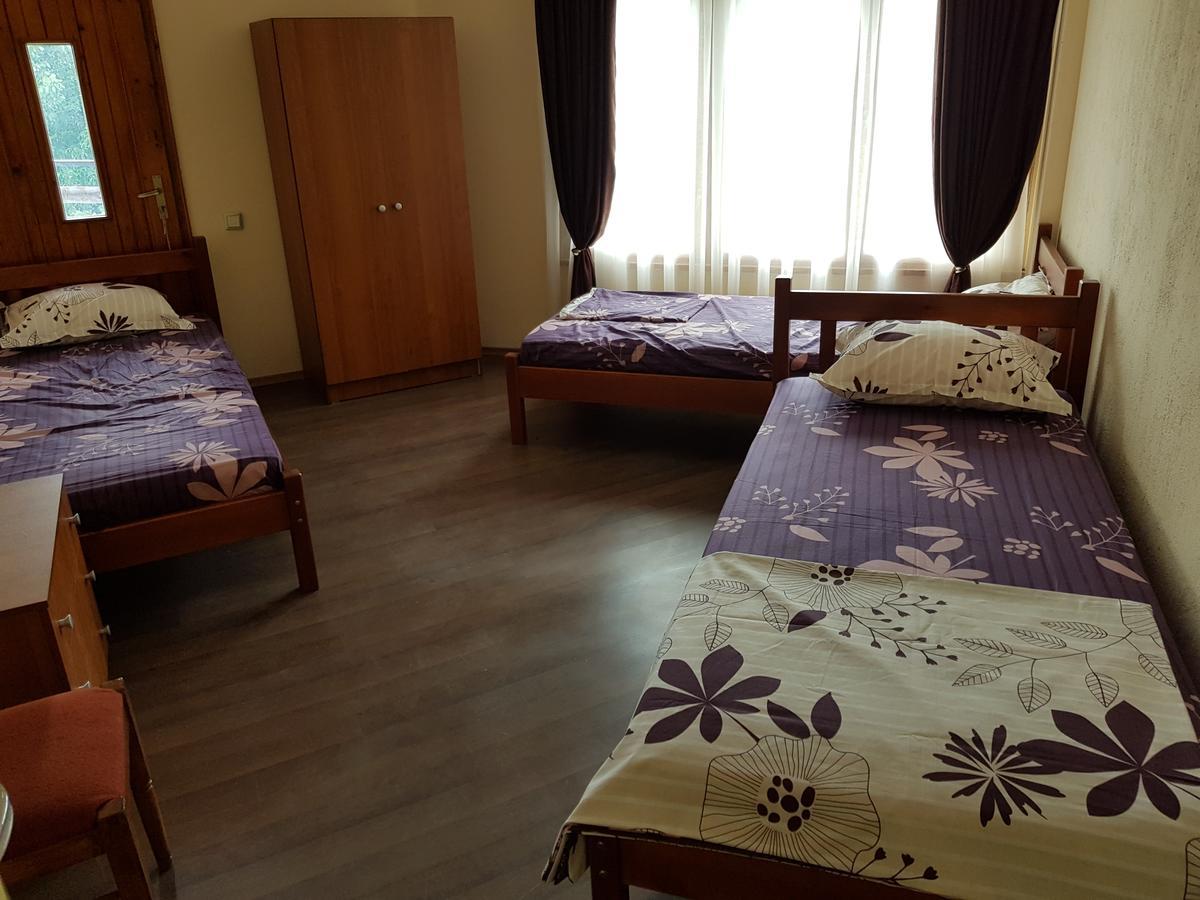 Къща За Гости Садово Guest House Sadovo Esterno foto